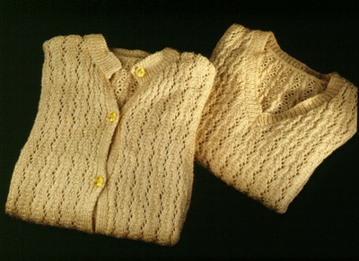 B 7: objet / Petite veste tricotée